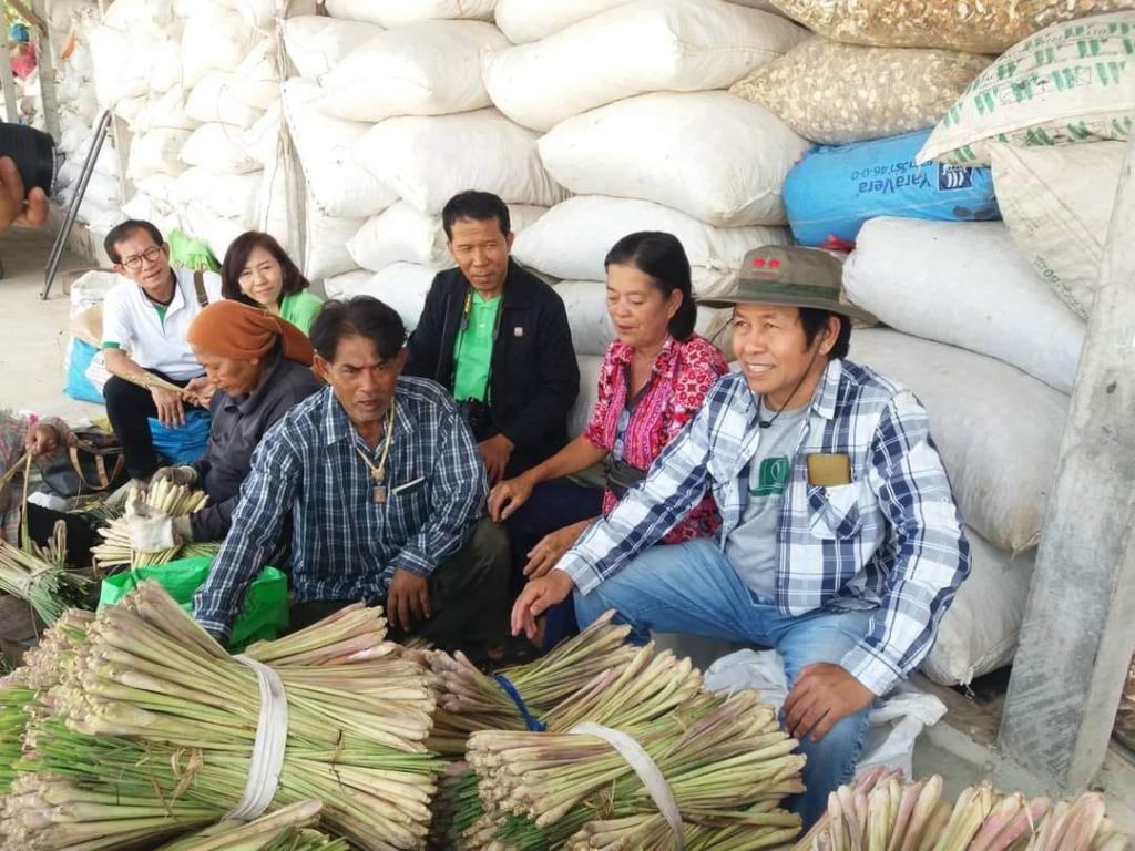 เมล็ดพันธุ์ตราศรแดงร่วมเป็นเจ้าภาพ “งานเสวนาแลกเปลี่ยนความรู้สื่อสายเกษตรไทย-นานาชาติ” เพื่อยกระดับและพัฒนาสื่อเกษตรให้อยู่คู่กับการเกษตรไทย