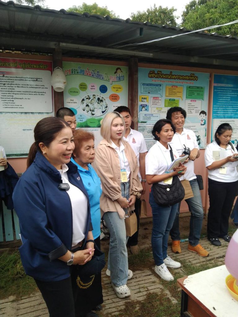 กปร. นำสื่อมวลชนสัญจร สืบสานพระราชดำริเยี่ยมชมโครงการศึกษาวิธีการฟื้นฟูที่ดินเสื่อมโทรมเขาชะงุ้มอันเนื่องมาจากพระราชดำริ ตำบลเขาชะงุ้ม อำเภอโพธาราม จังหวัดราชบุรี