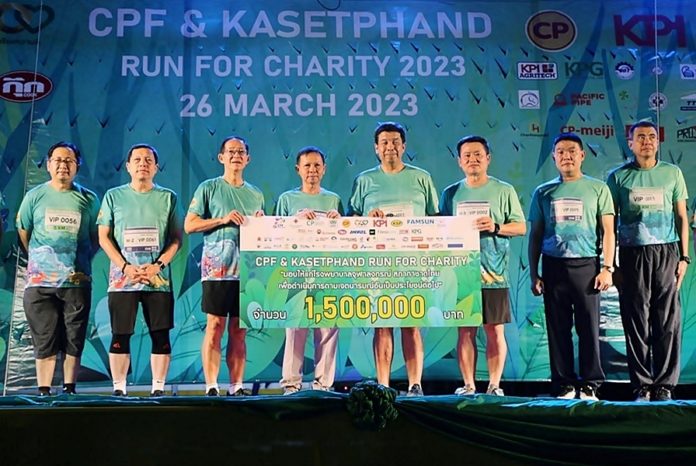 ส่งมอบเงินแก่โรงพยาบาล-โรงเรียน-หน่วยงานต่างๆ แล้วกว่า 70 แห่ง ‘CPF RUN FOR CHARITY’ ชวนสายวิ่งทั่วไทย เดิน-วิ่งเพื่อการกุศล